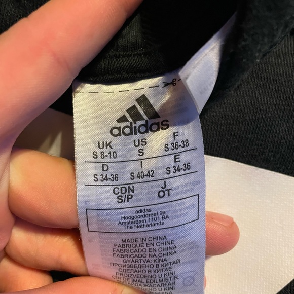 Adidas’s hoodie - Picture 3 of 3
